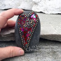 Red Valentine Heart, Mosaic Garden Stone, Gardener Gift, Garden Decor, (C), Mosaic Paperweight / Garden Stone