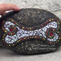 White Bone Pet Mosaic Garden Stone /Reds
