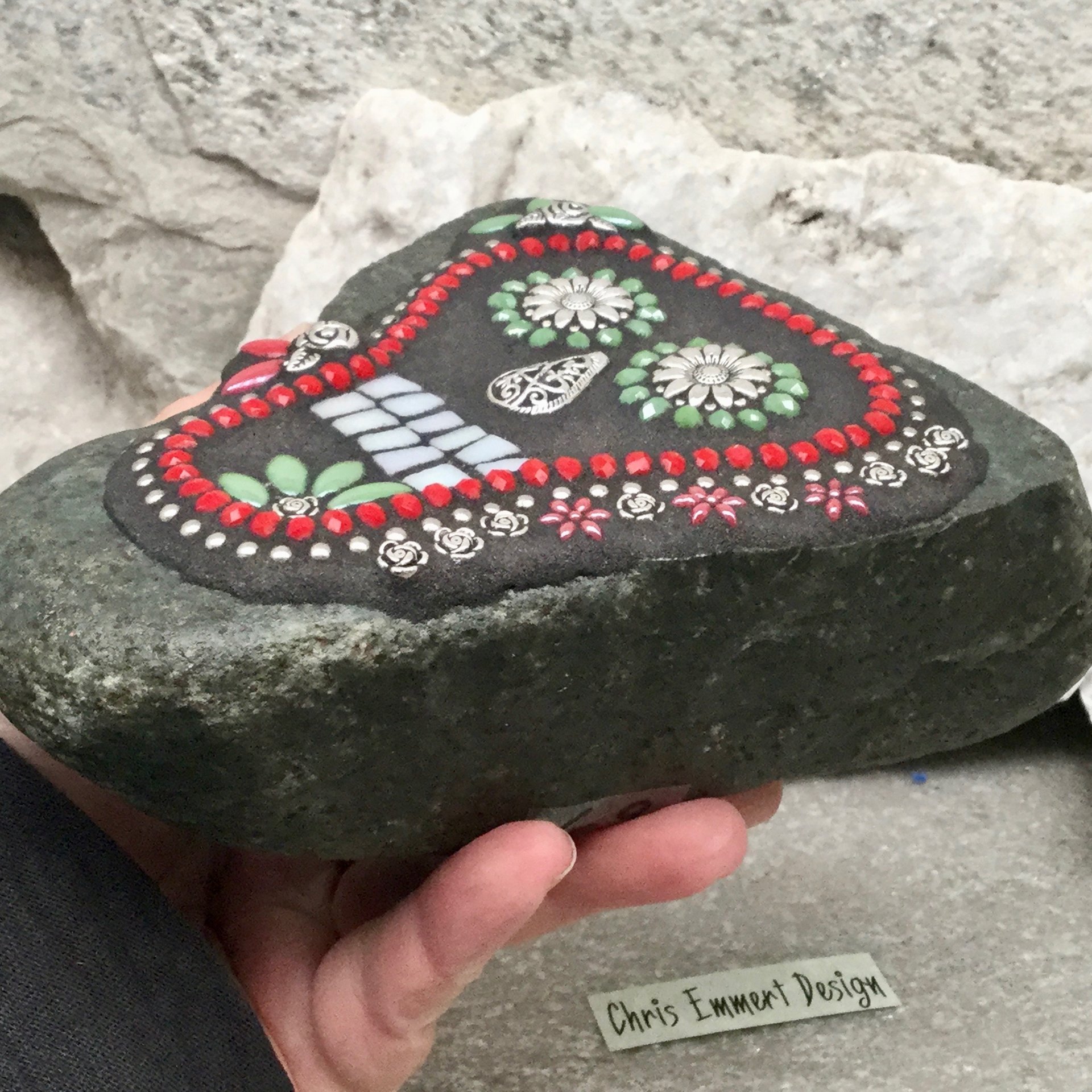 Black Skull / Day of the Dead / Skull Mosaic  / Garden Stone