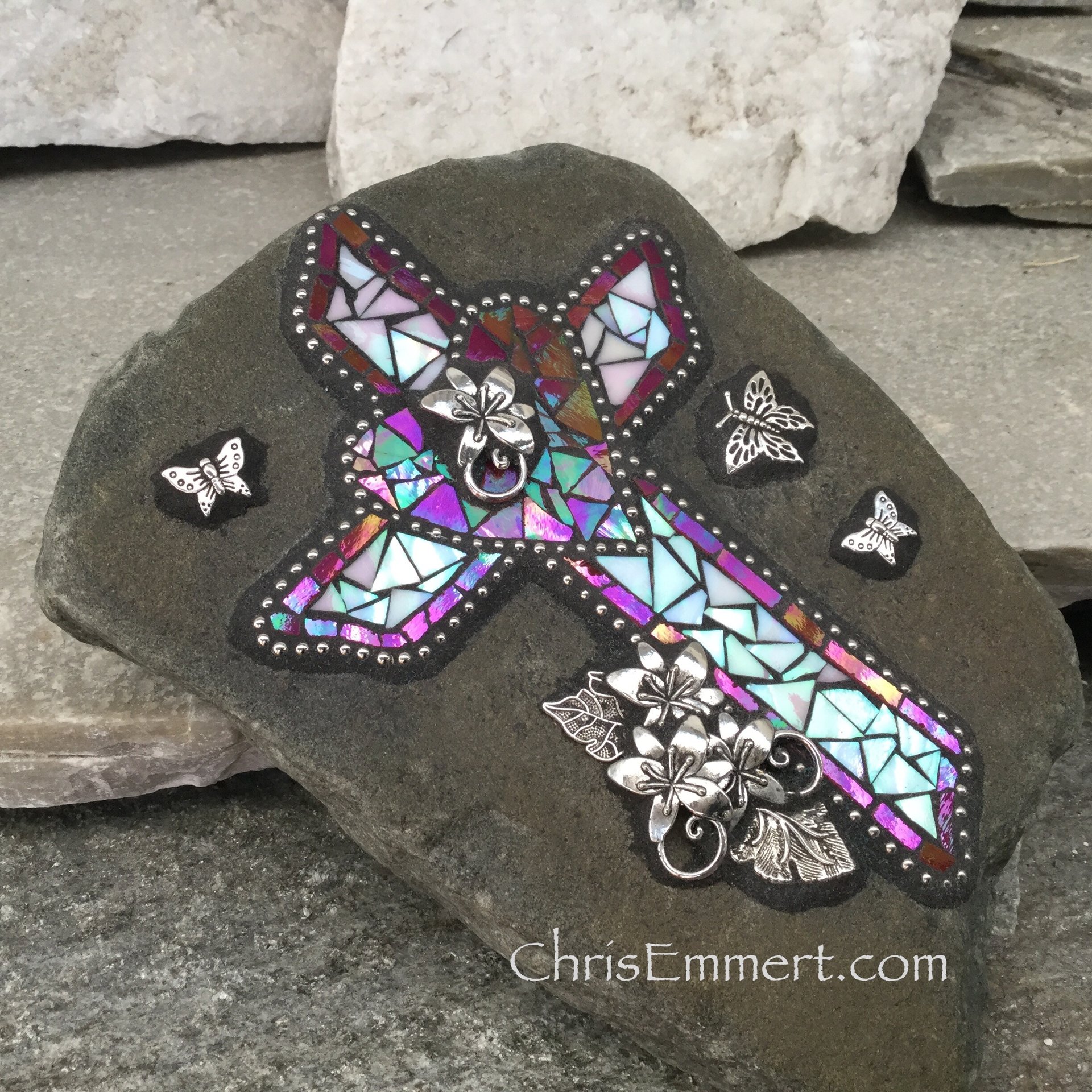 Red Heart and Cross Mosaic, Garden Stone, Garden Decor, Home Decor, Gardener Gift