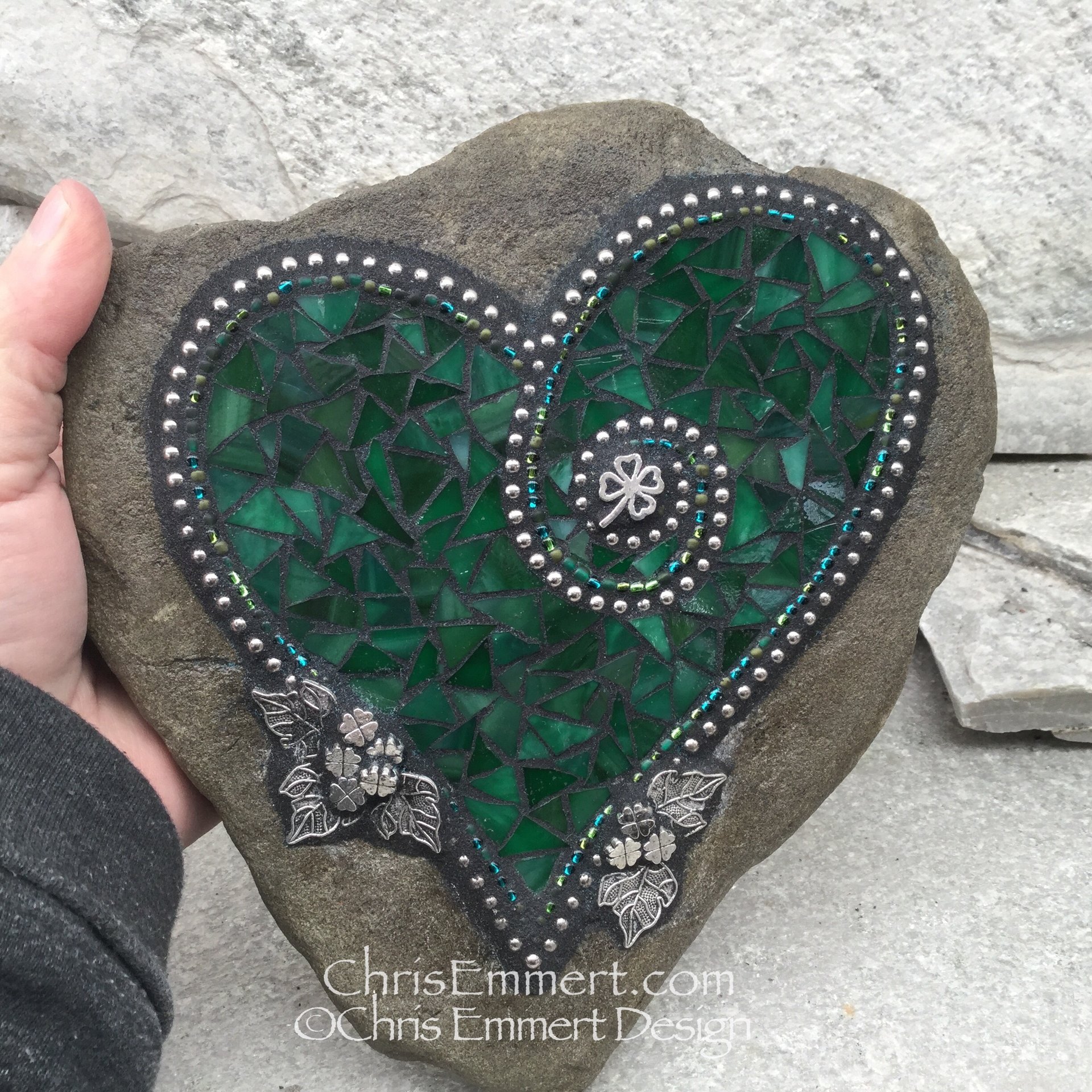 Mosaic Heart, Shamrock Green Heart, Mosaic Rock, Garden Stone, Home Decor, Gardener Gift, Garden Decor,