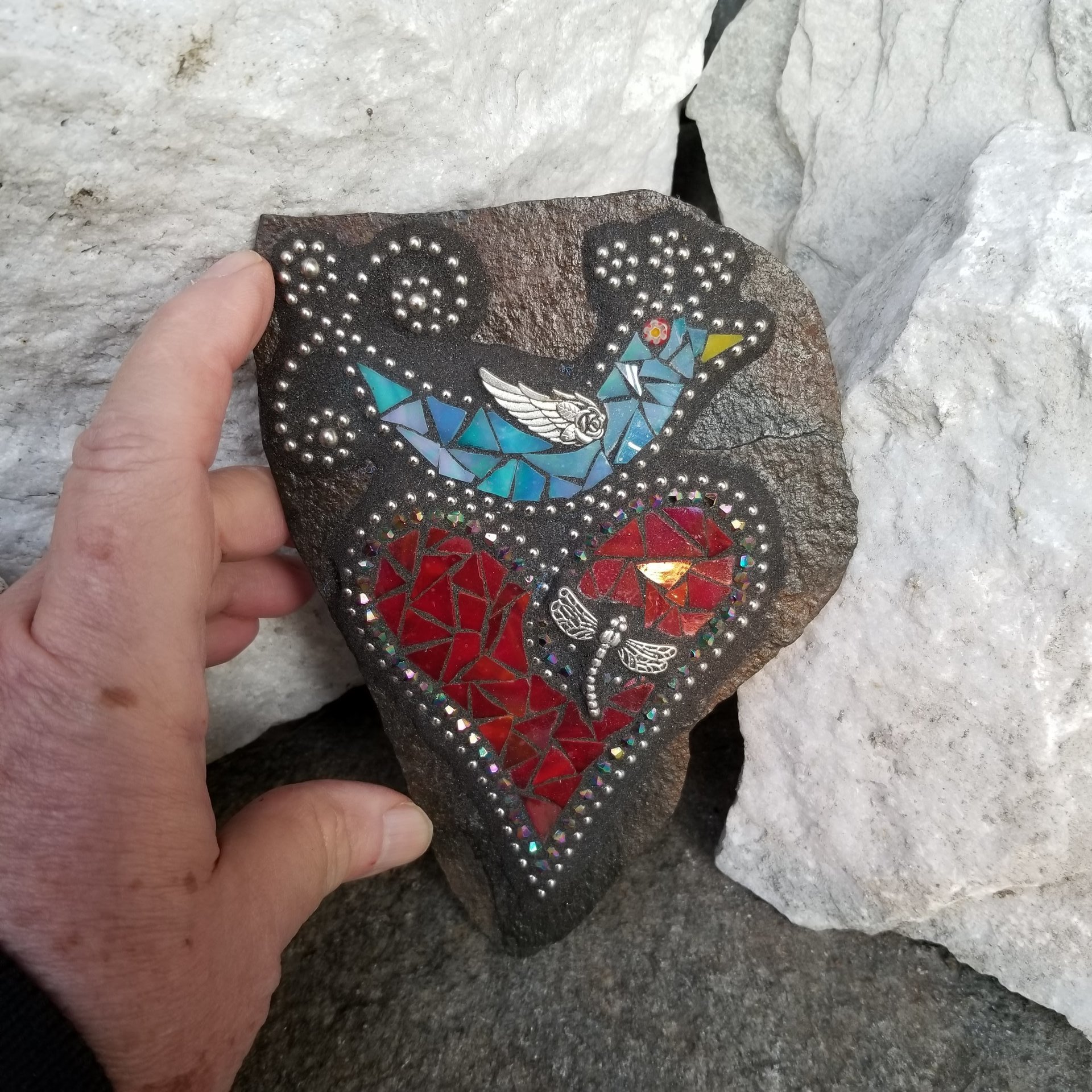 Blue Bird on a Red Heart, Wall Hanging Slate, Mosaic Garden Stone, Porch Decor, Wall Decor