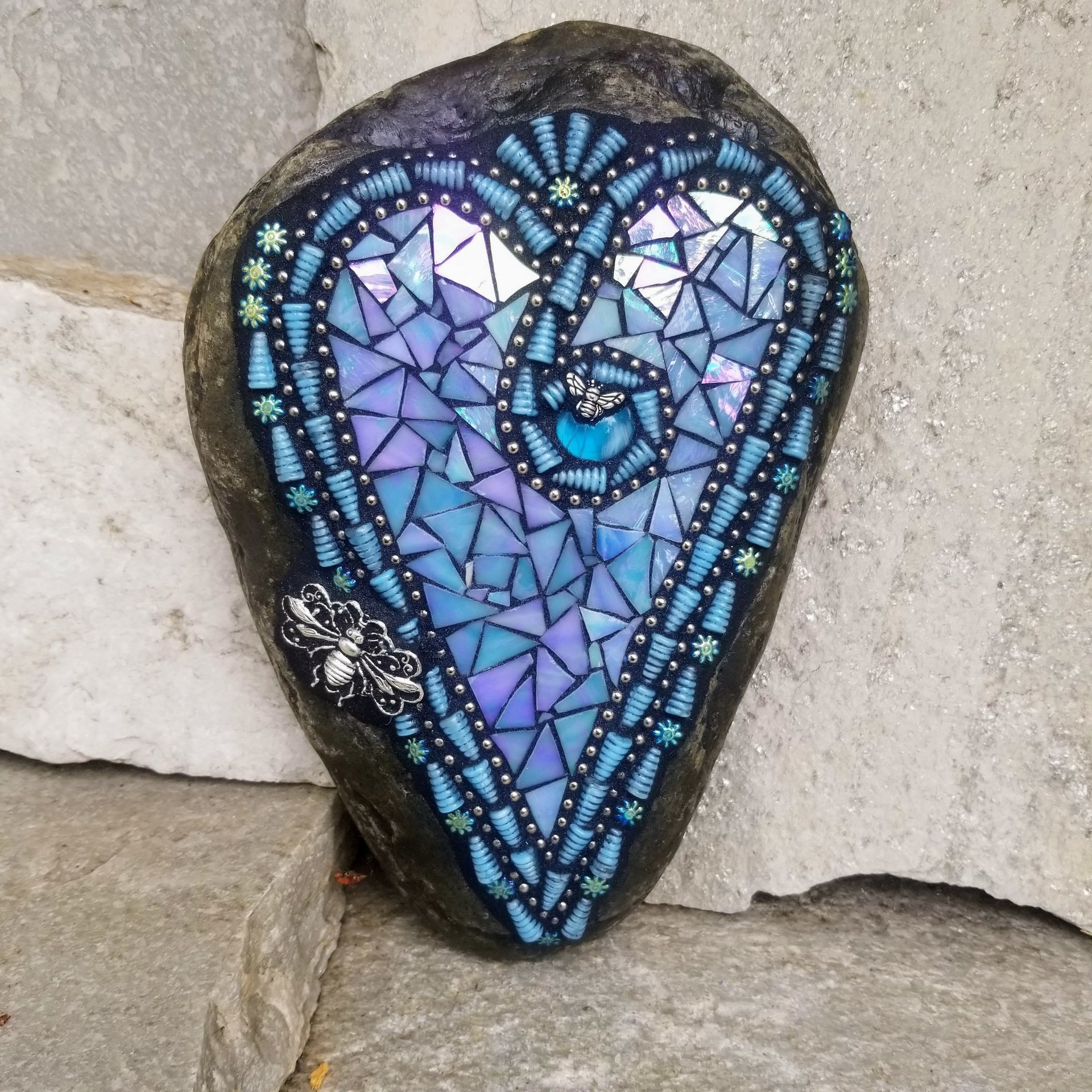 Iridescent Blue Mosaic Heart Garden Stone, Bee